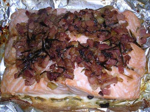 Salmon con bacon y estragon