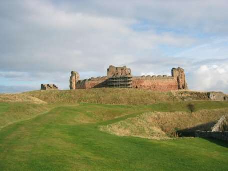 Castillo de Tantallon, leyendas y fantasmas Castillo de Tantallon, leyendas y fantasmas